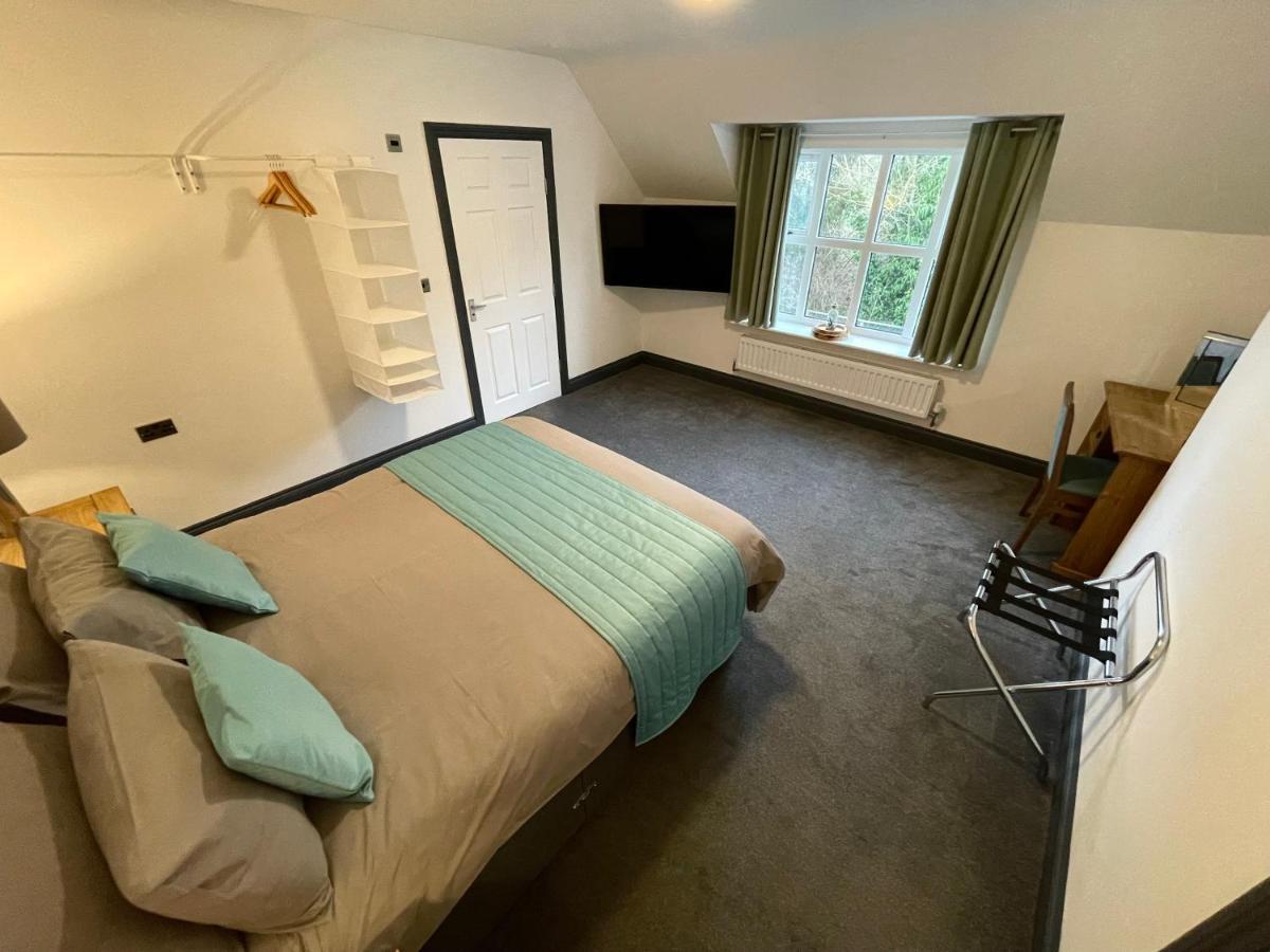 Cadmore Lodge Bed & Breakfast Tenbury Exteriör bild