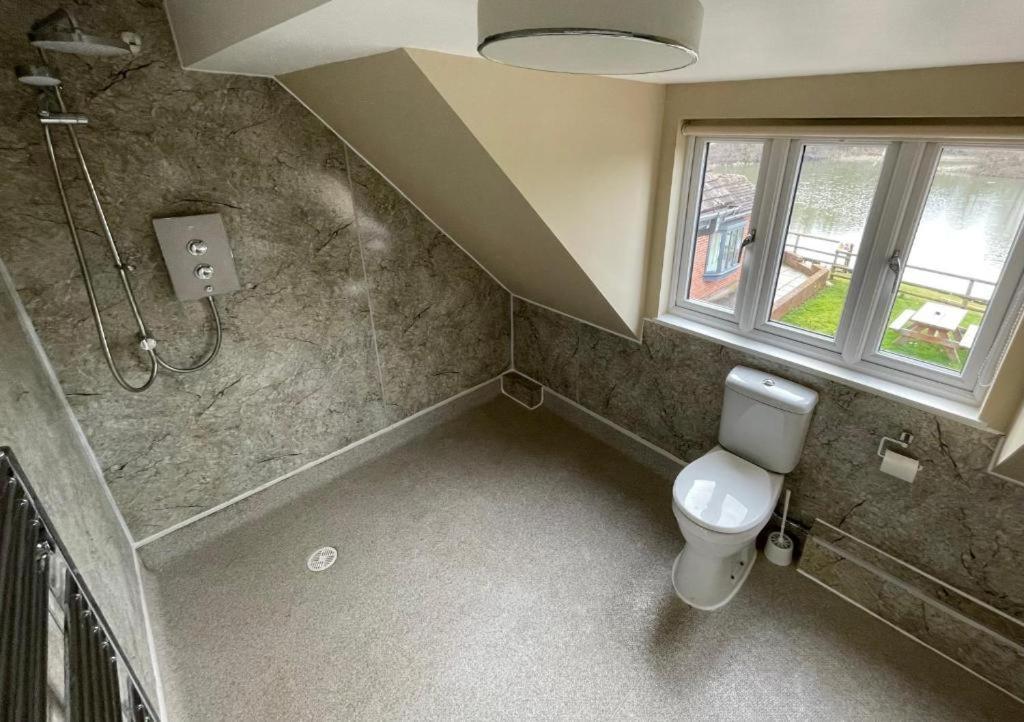 Cadmore Lodge Bed & Breakfast Tenbury Exteriör bild
